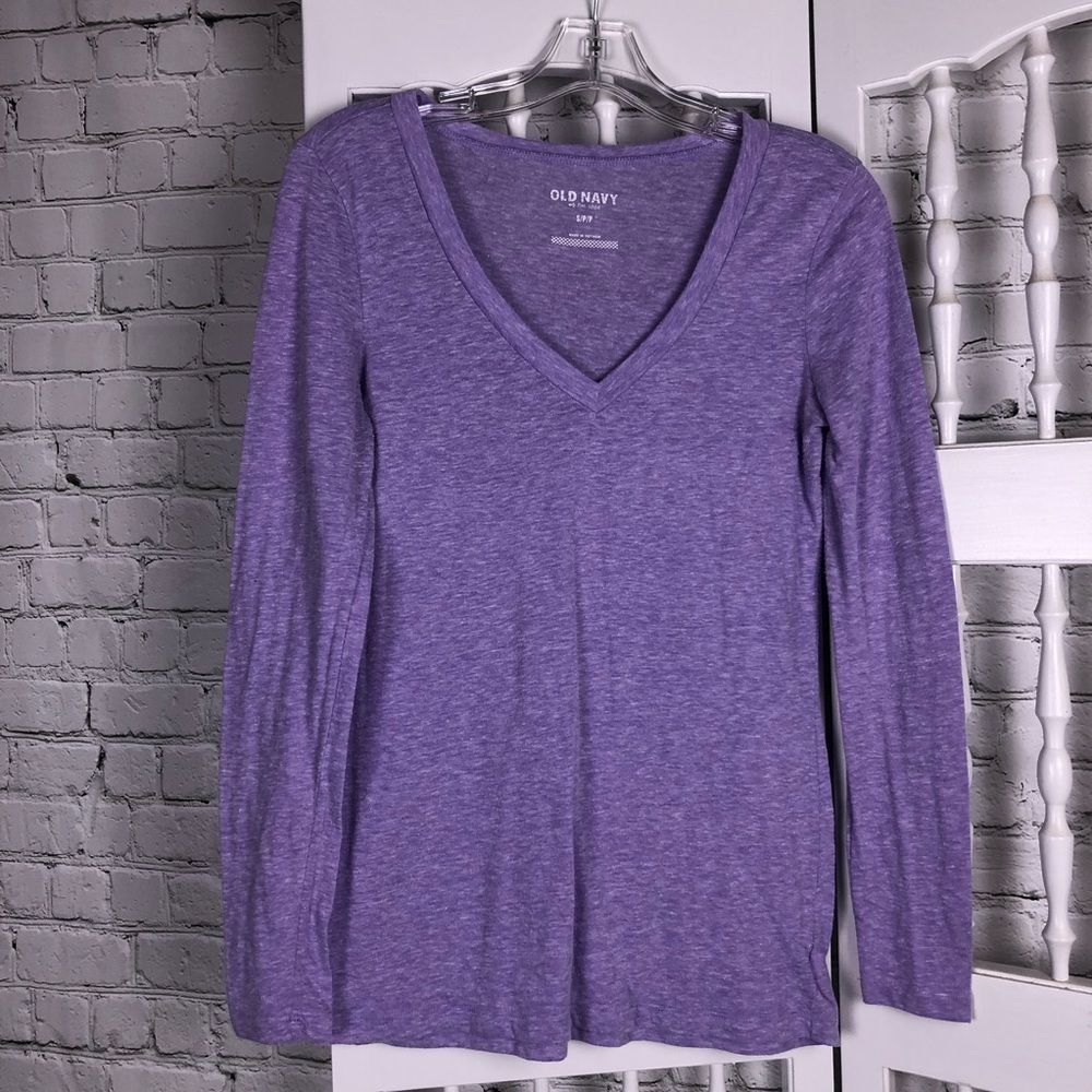 🌸Old Navy Lavender V-Neck Long Sleeve T-Shirt S/P